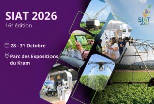 Affiche du SIAT 2026, 16e édition, qui se tiendra du 28 au 31 octobre au Parc des Expositions du Kram, illustrée par des technologies agricoles innovantes (drones, robots, tablettes et systèmes d'irrigation).